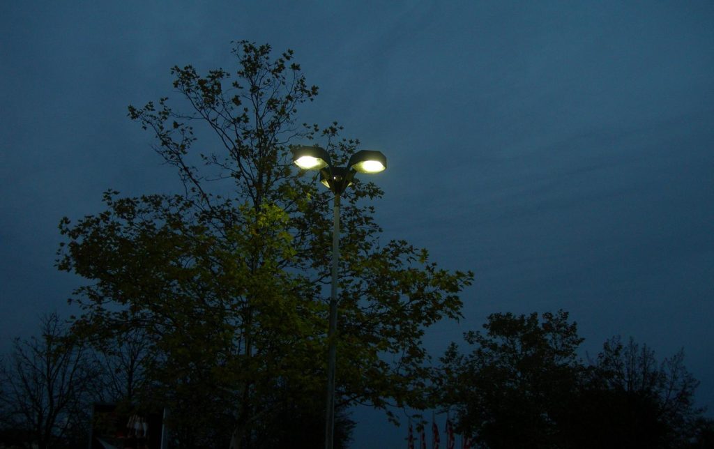 outdoor pole down lights