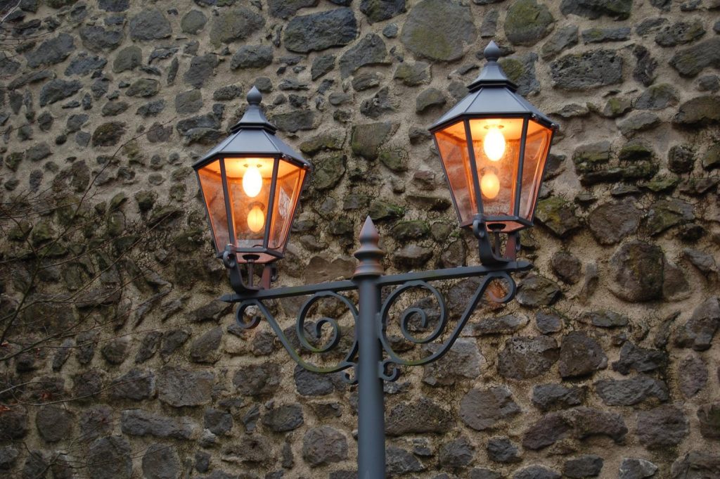 lantern style lights on poles