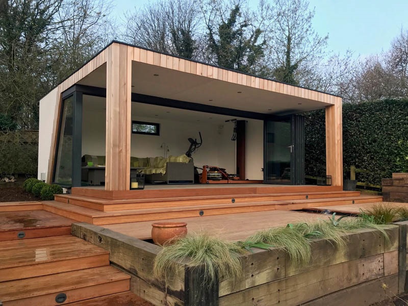 recessed lighting fixtures used in covered outdoor terraces