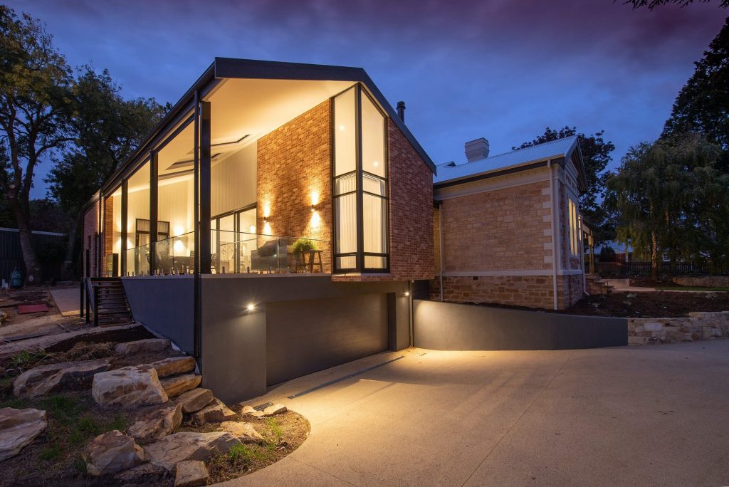 front lighting of a house