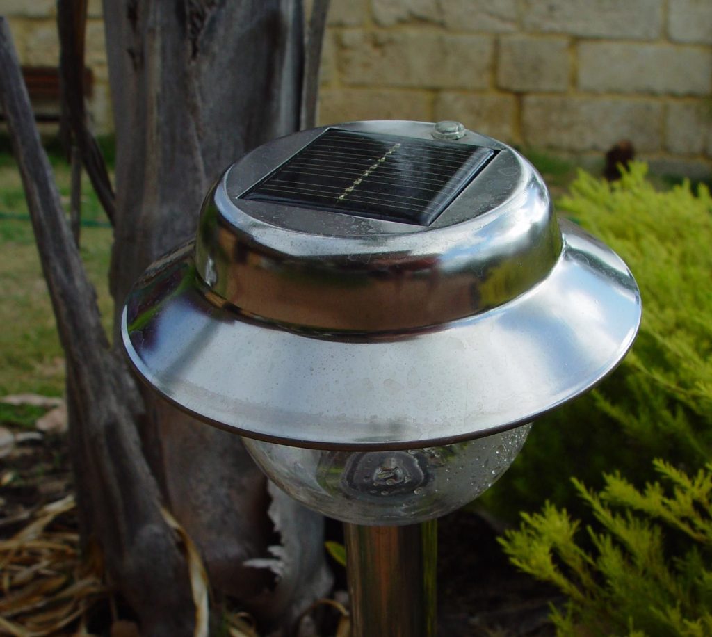 solar powered frontlighting