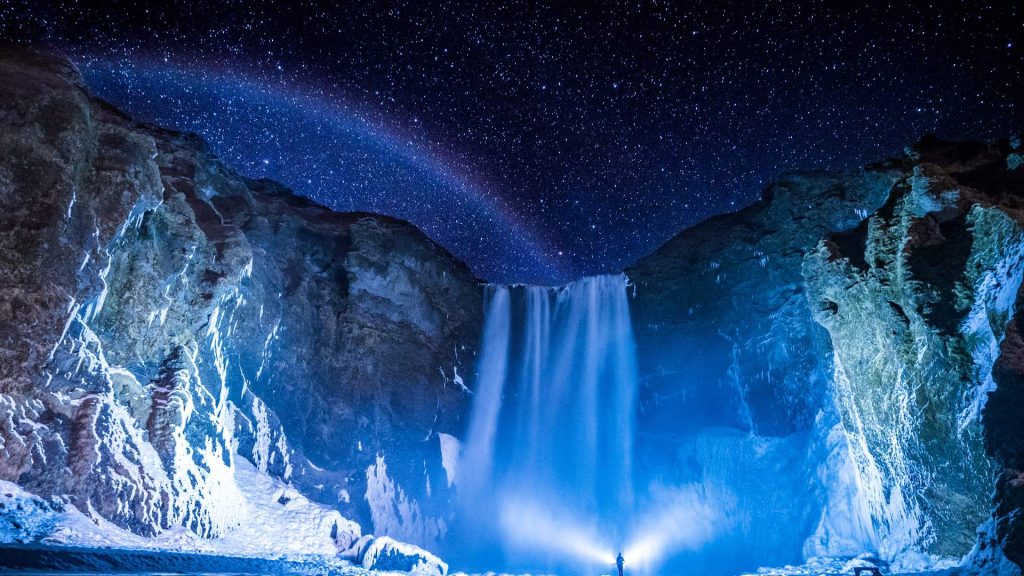 frontal lighting of a water feature