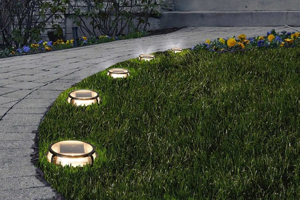 landscape in-ground well solar lighting