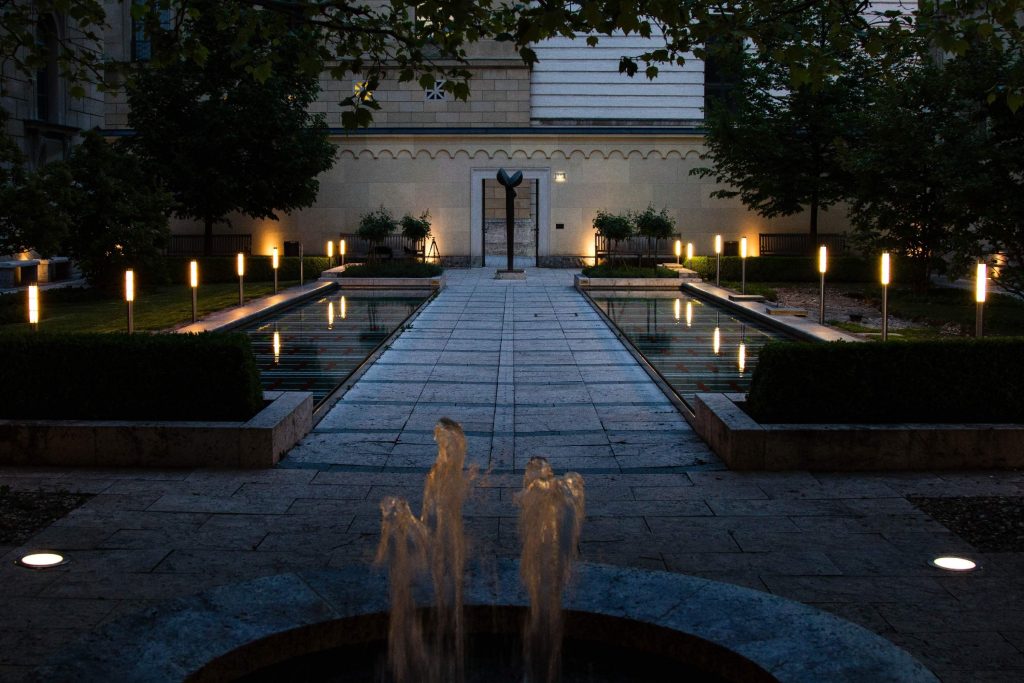 landscape pathway and walkway lighting; how to connect landscape lighting