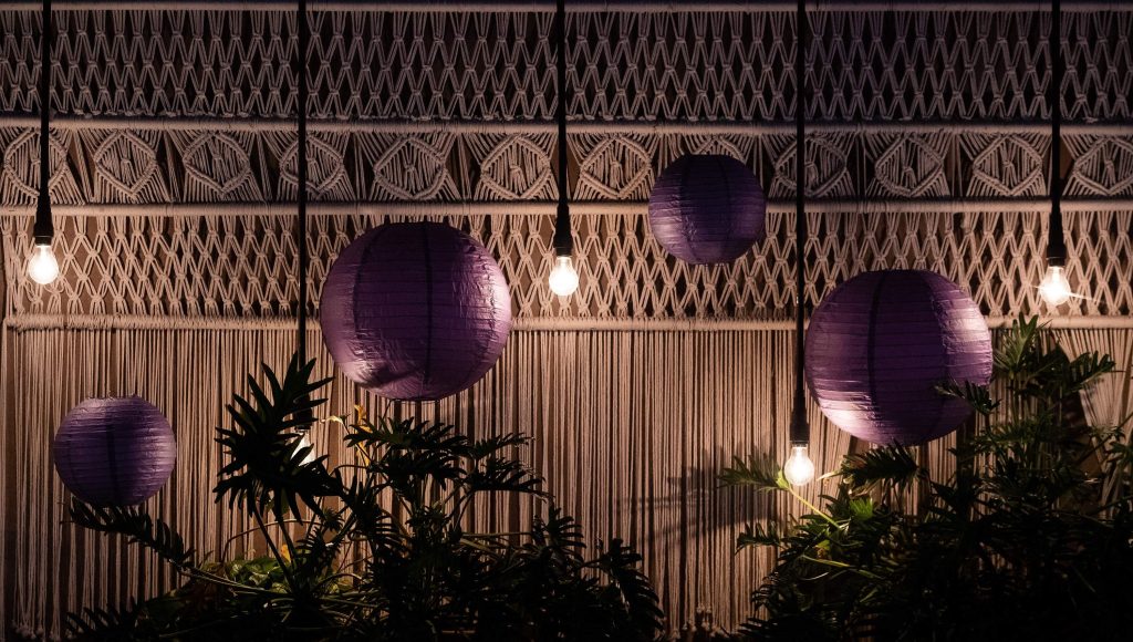 decorative outdoor pendant lights