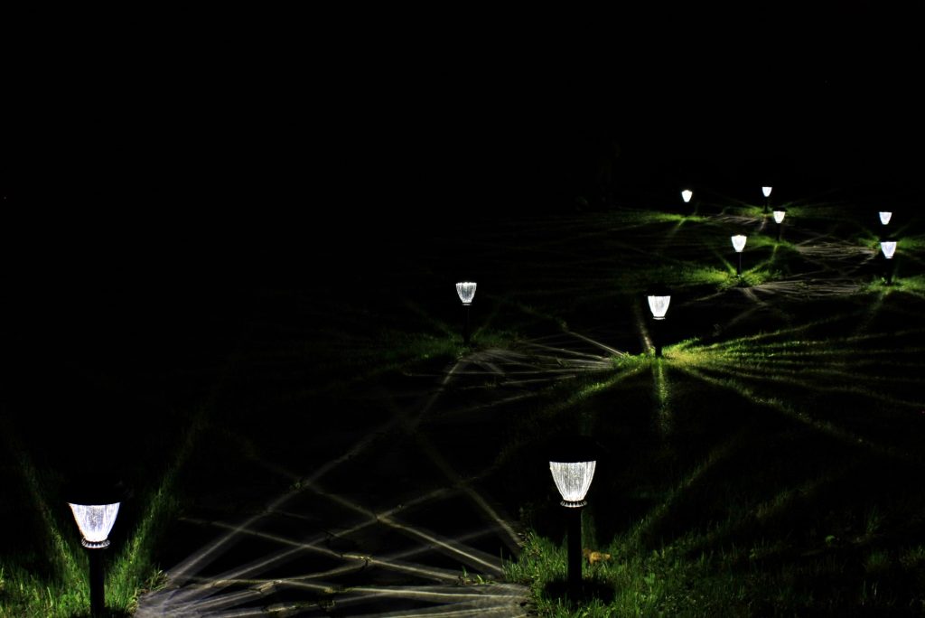 path and walkway solar lights; the do's and don'ts of landscape lighting