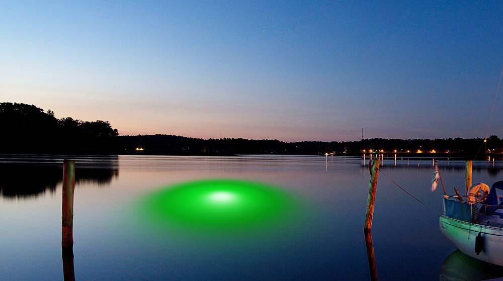 underwater light