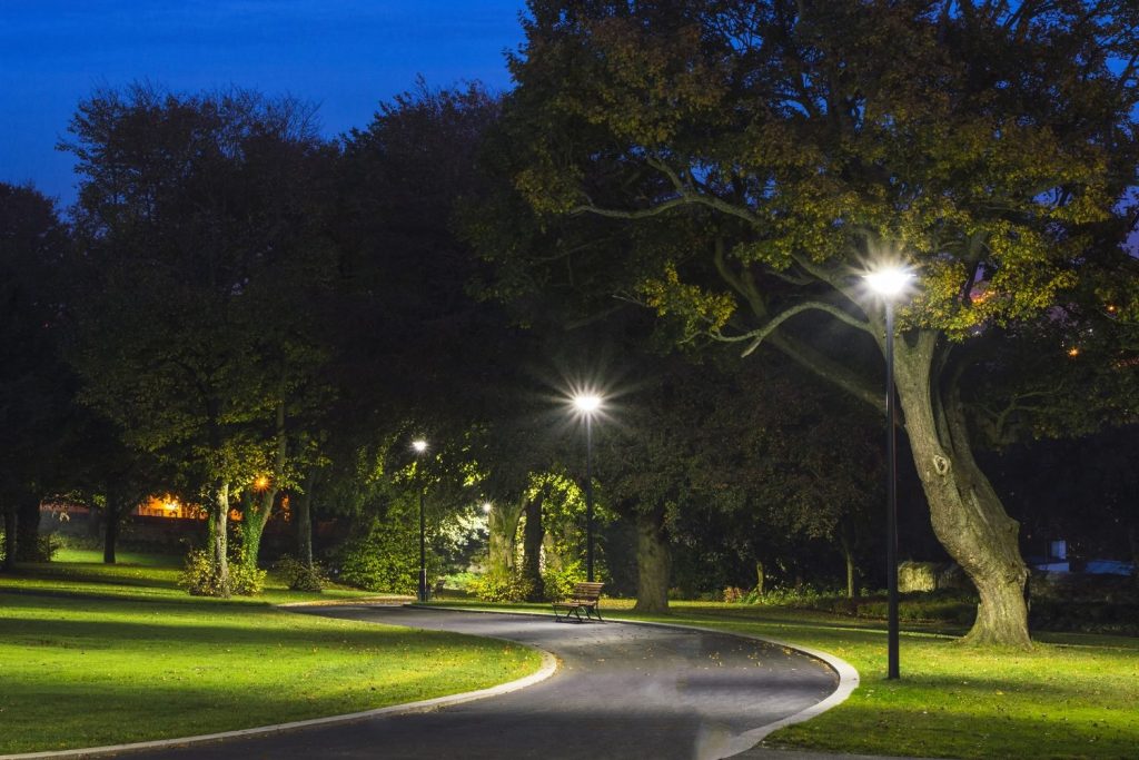 landscape pole accent lighting; how to install line-voltage landscape lighting