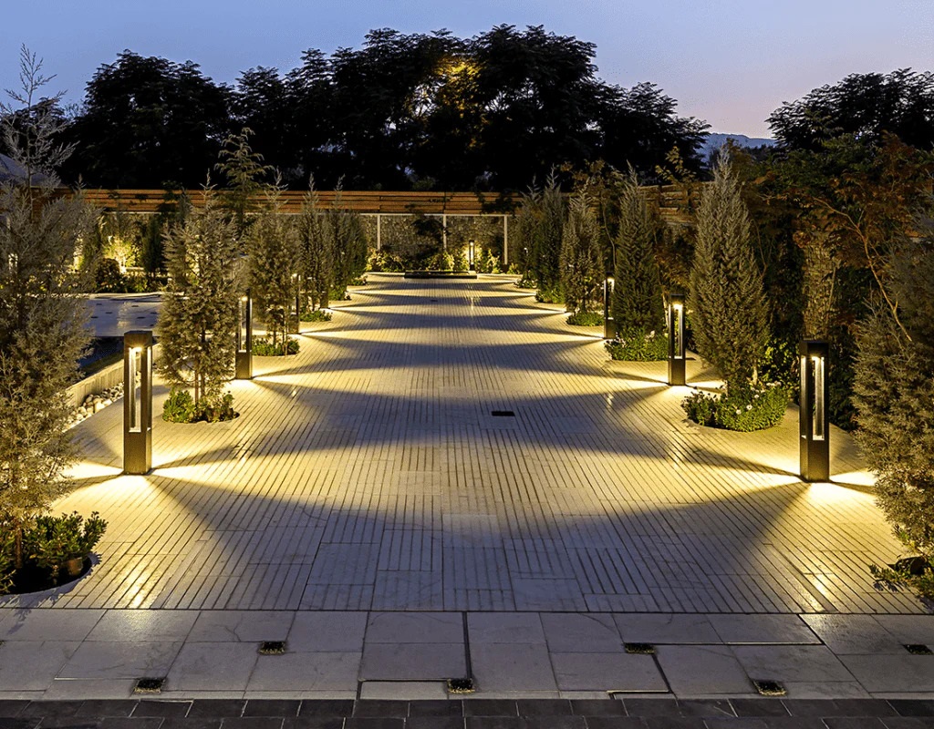 landscape post lights for garden