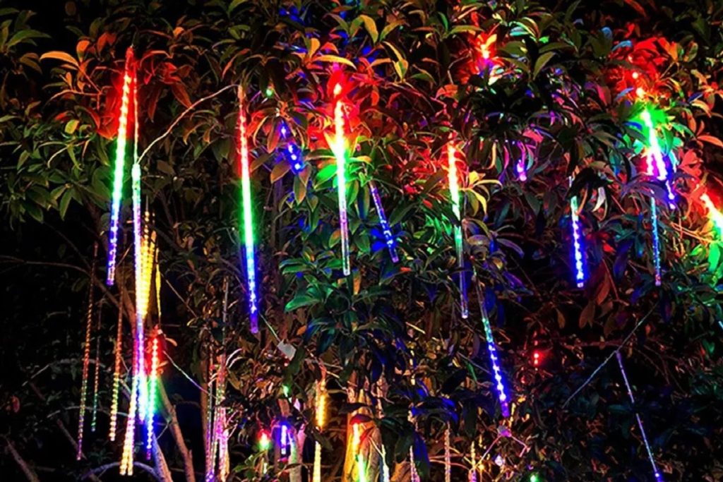 landscape stack lights for trees