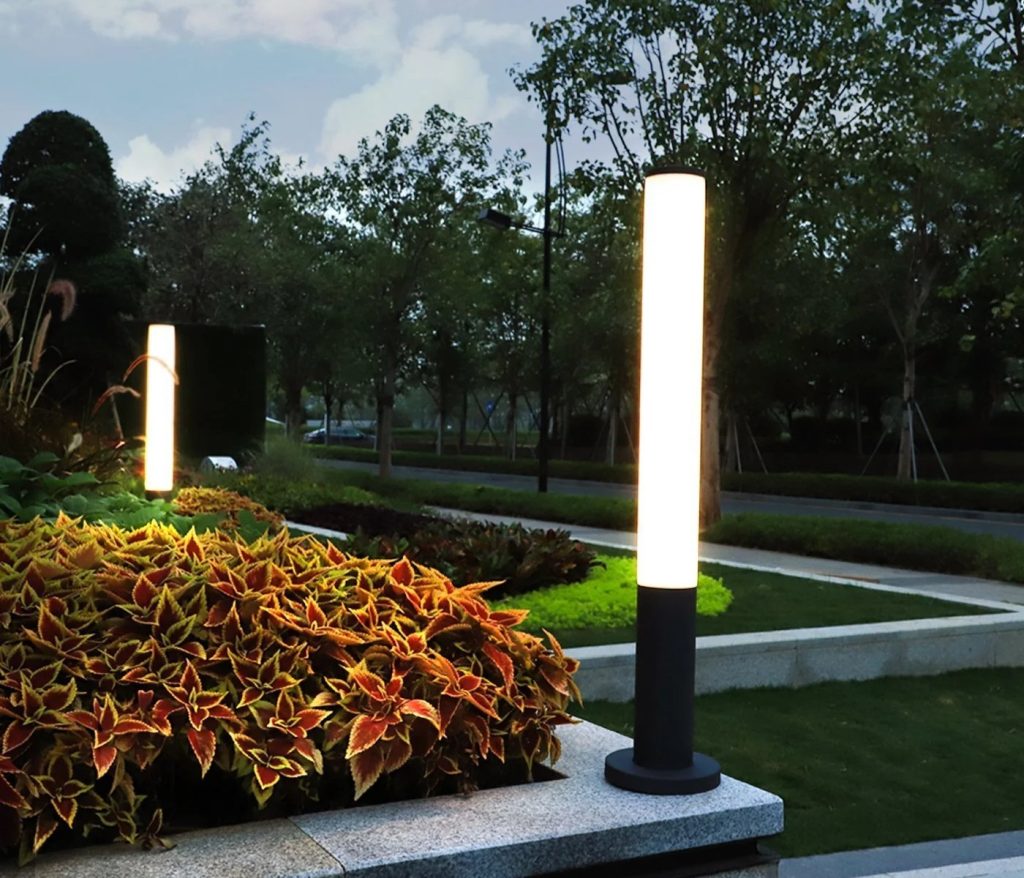 landscape tube lights on post