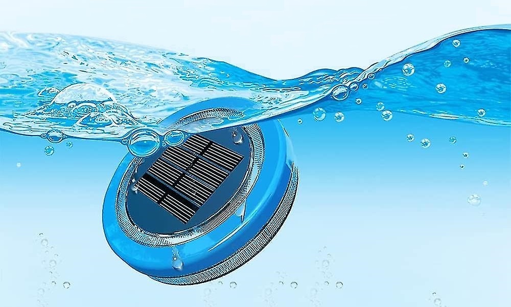 solar-powered underwater lighting