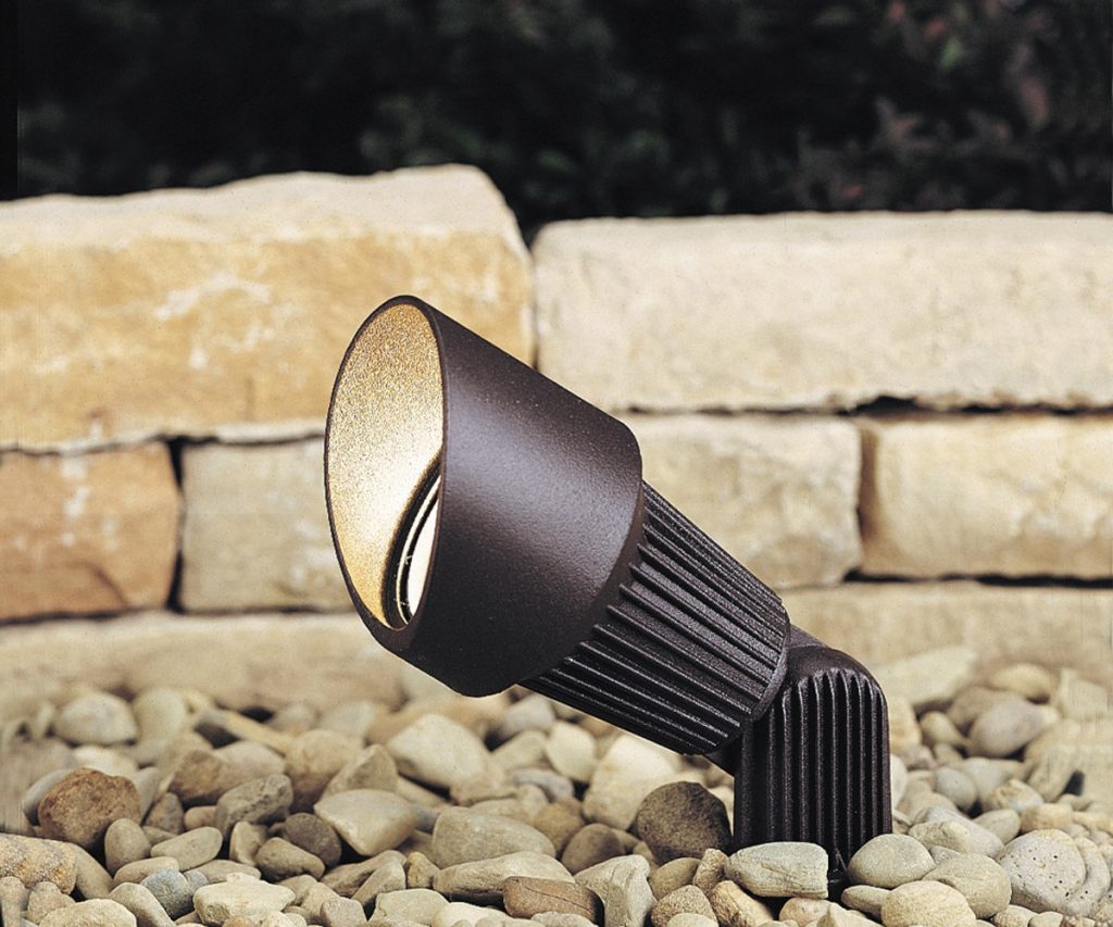 modern outdoor accent lighting