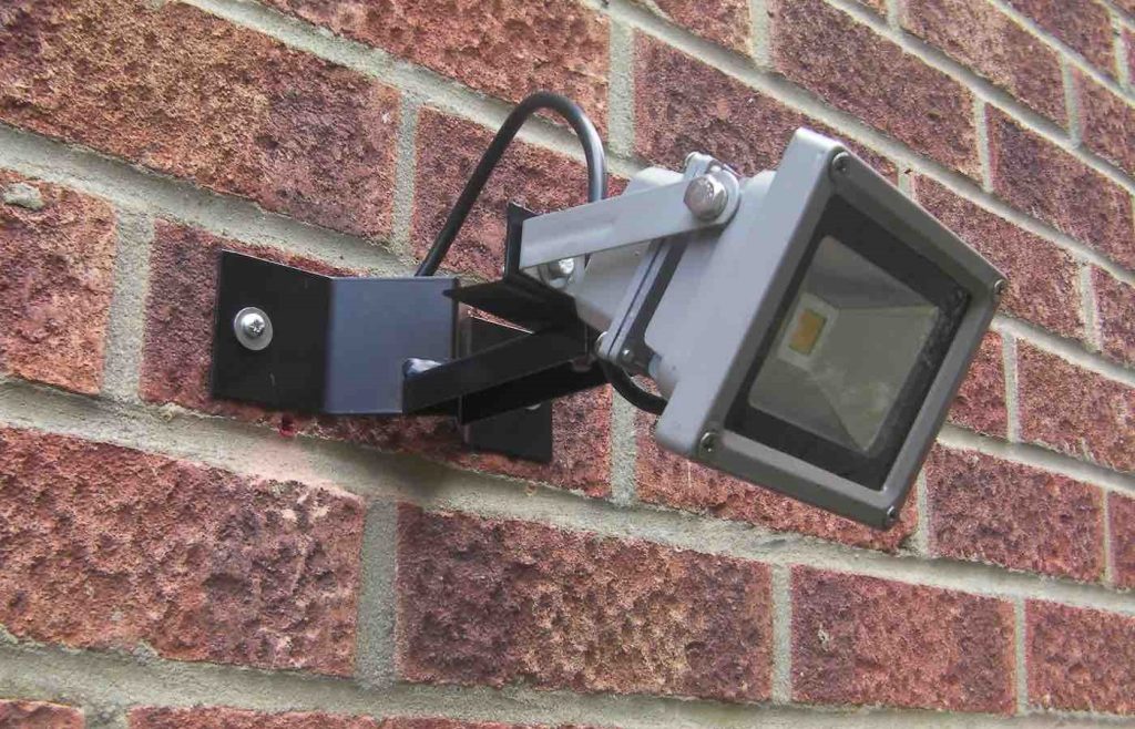outdoor flood lights with mounting brackets; flood or spot landscape lighting