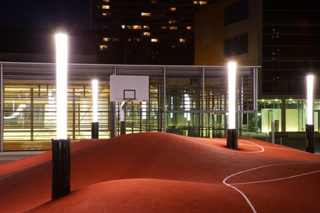 outdoor multifunctional lights for sport courts