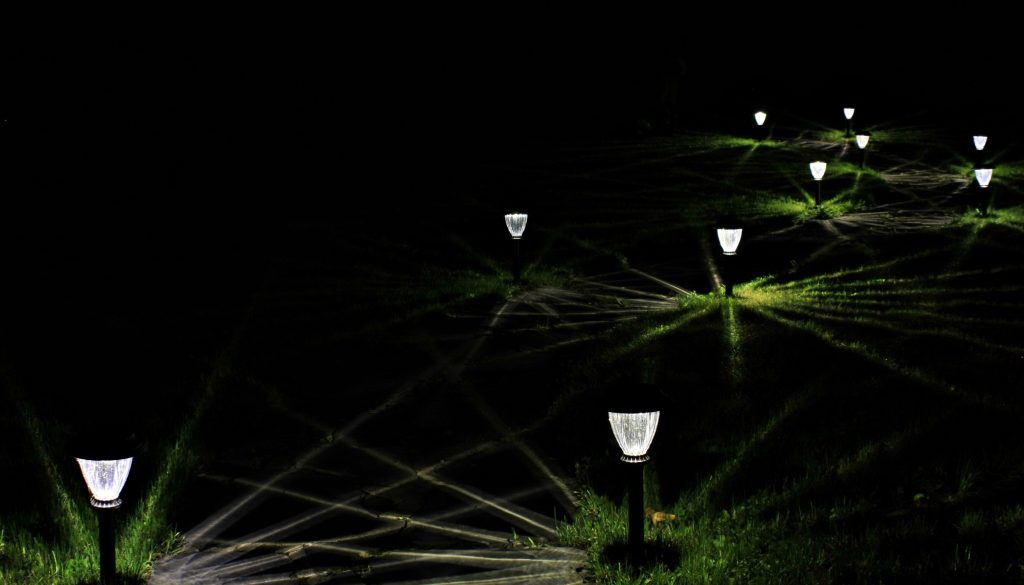 outdoor solar lights for walkway; does solar landscape lighting work