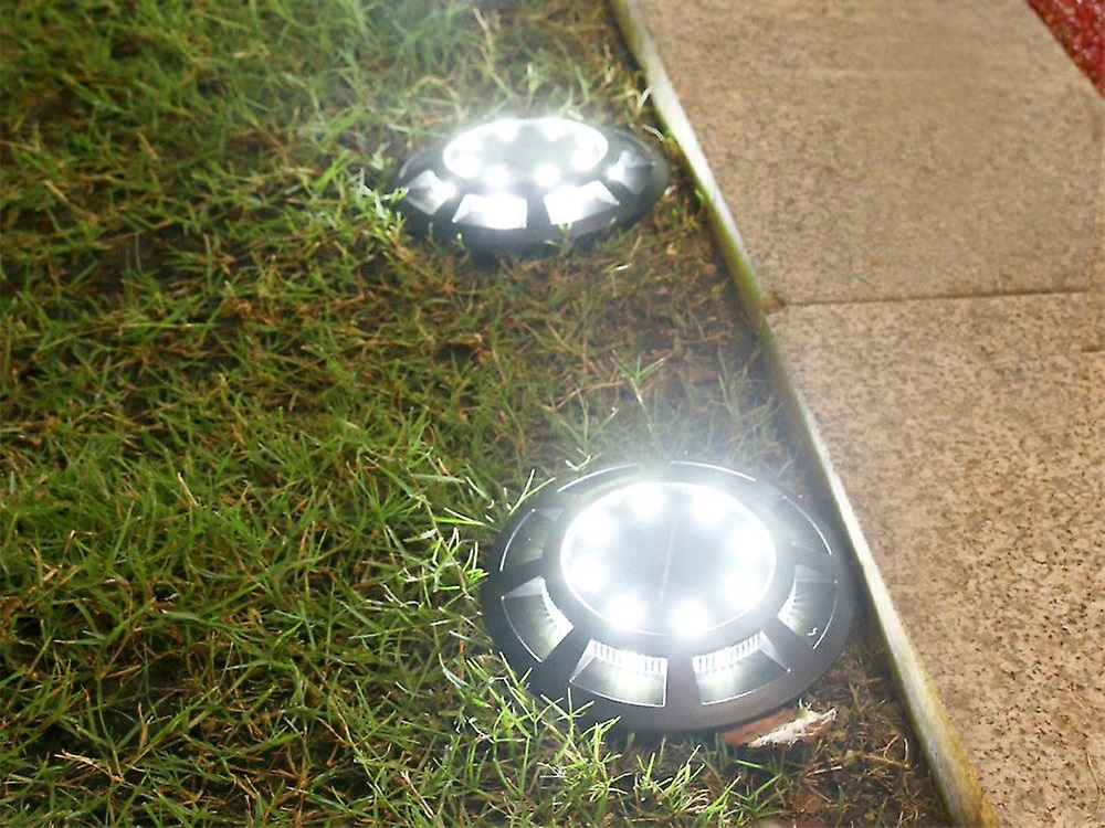solar in-ground well lights