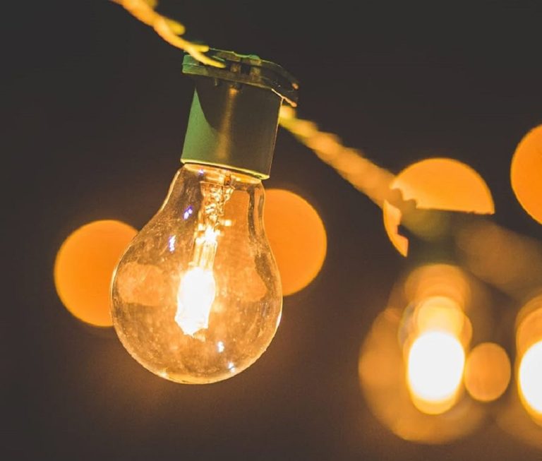 How Much Electricity Do String Lights Use? - LightscapesTech