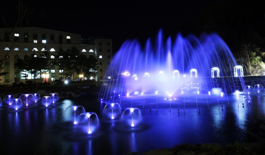 artesian fountains with lights