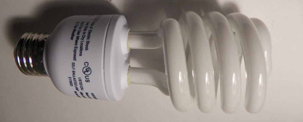 compact fluorescent lamp