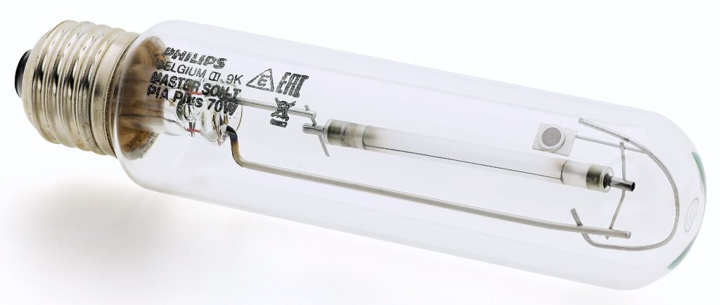 high-intensity discharge lamp