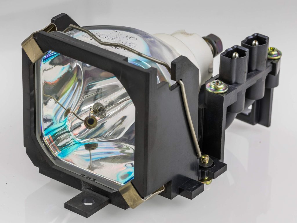 ultra-high performance lamp for projector