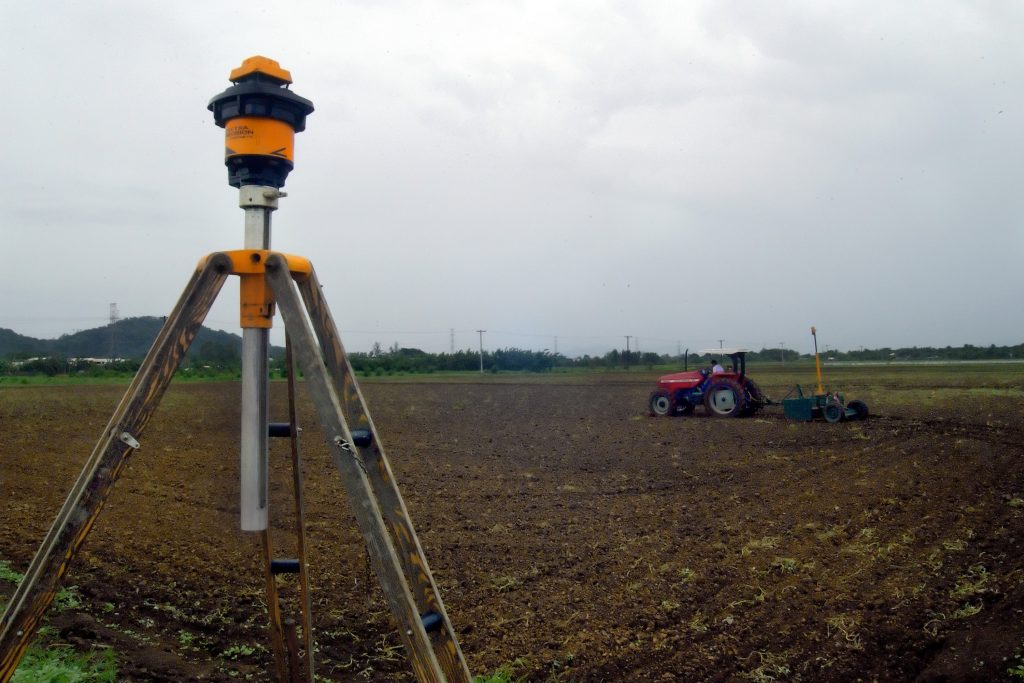 laser level equipment; how do you keep landscape lights straight