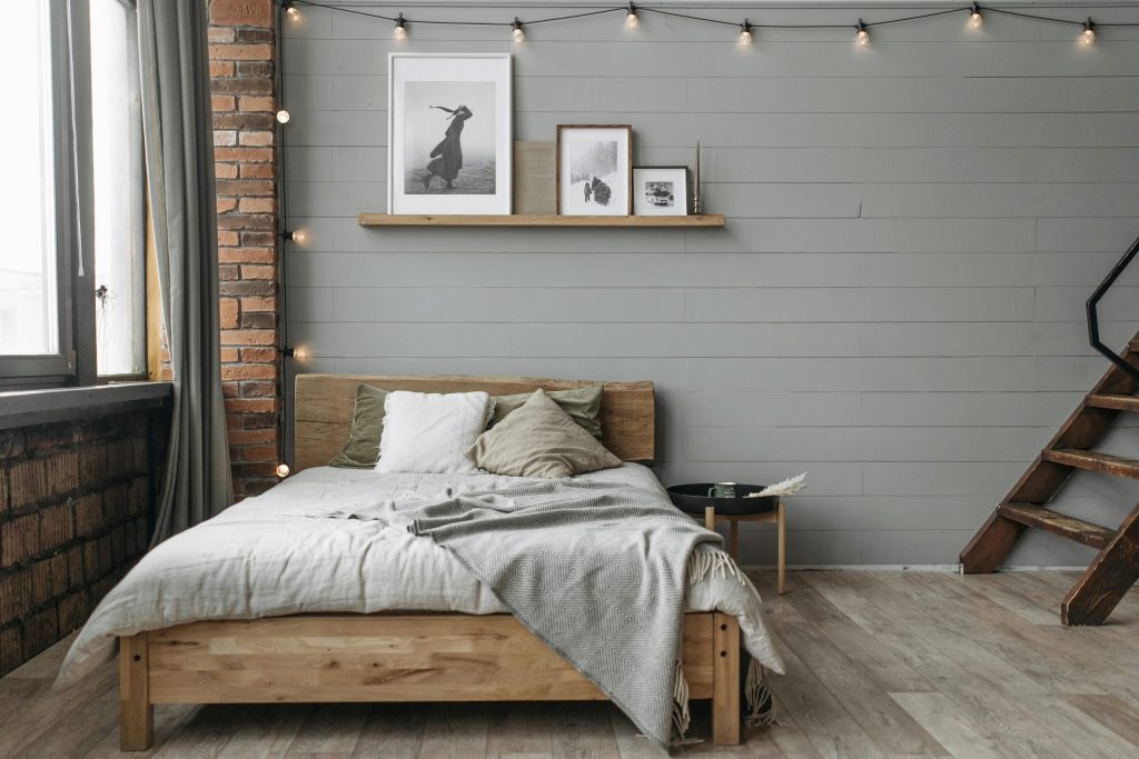 string lights in bedroom; how to string lights in bedrooms